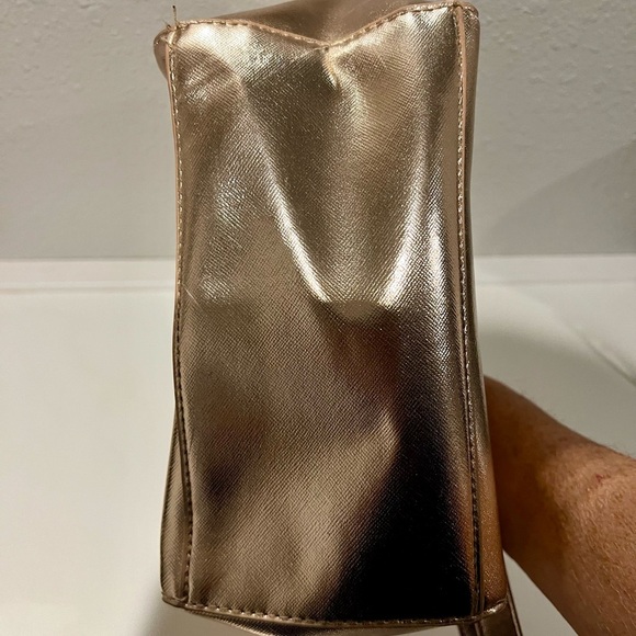 Luv Betsey Johnson Cat Face Purse Gold Satchel Pink Nose EUC - Picture 6 of 7